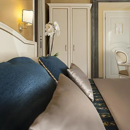 Dimora Degli Dei 4* Rome