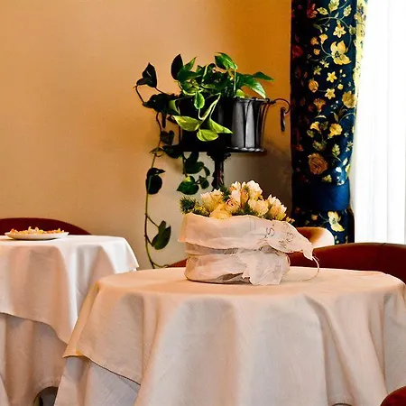 Dimora Degli Dei Maison d'hôtes 2*
