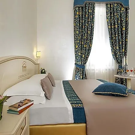 Dimora Degli Dei Casa de hóspedes 4*