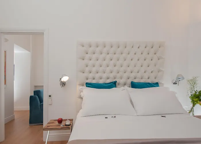 Guest house Dimora Degli Dei 4*